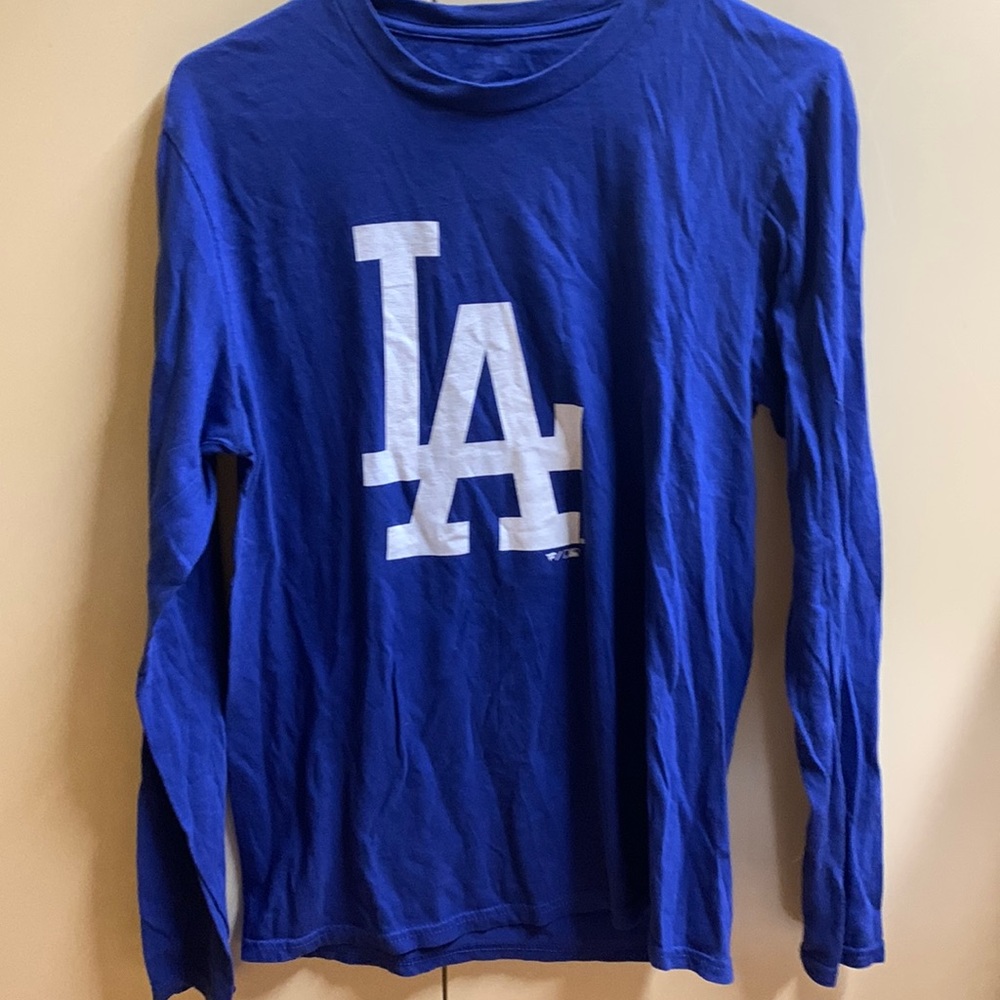 LA Bellinger #35 long sleeve shirt   Size S.